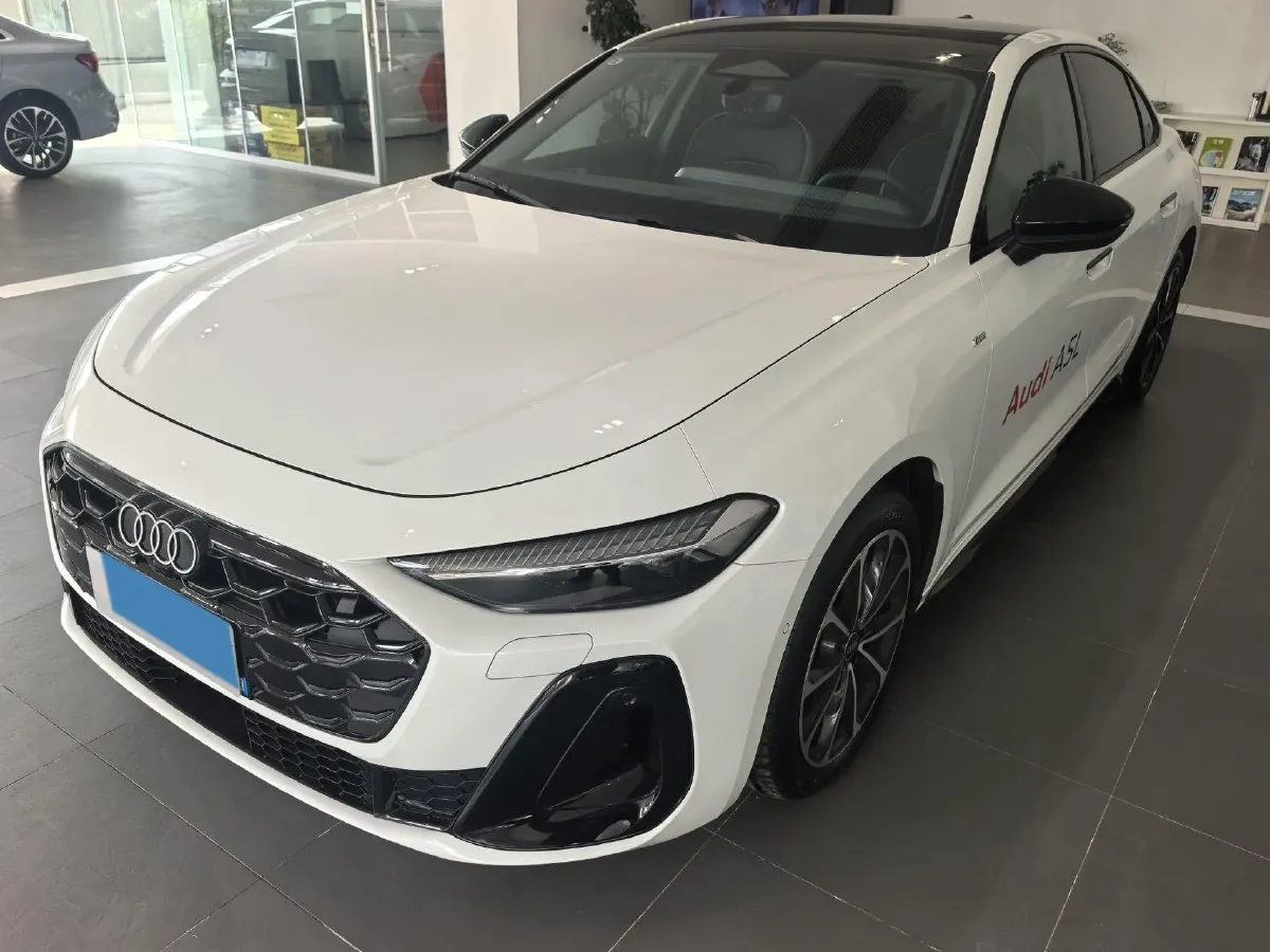 2026 Audi A5L 2.0T 204HP L4 7DCT,autocango,china used car exporter,china ev exporter,chinese used car exporter,chinese used ev exporter