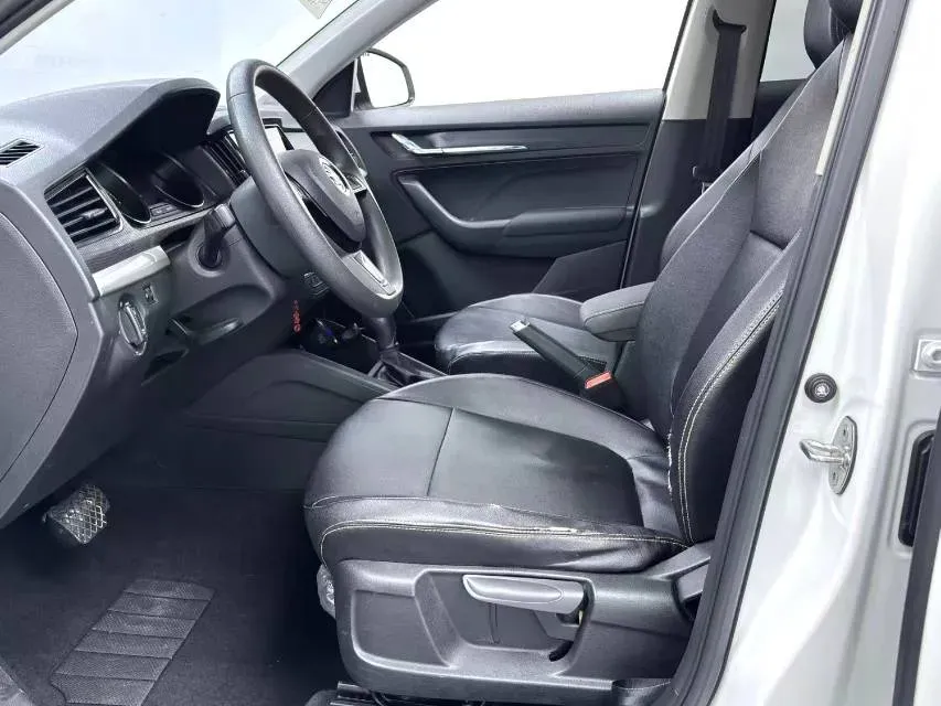 2020 Skoda Kamiq 1.5L 112HP L4 6AT,autocango,china used car exporter,china ev exporter,chinese used car exporter,chinese used ev exporter