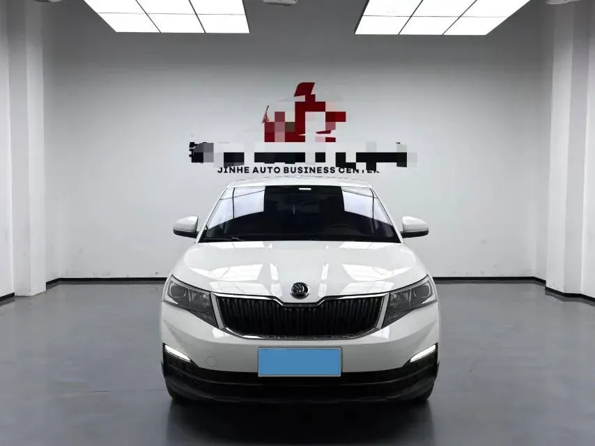 2020 Skoda Kamiq 1.5L 112HP L4 6AT,autocango,china used car exporter,china ev exporter,chinese used car exporter,chinese used ev exporter