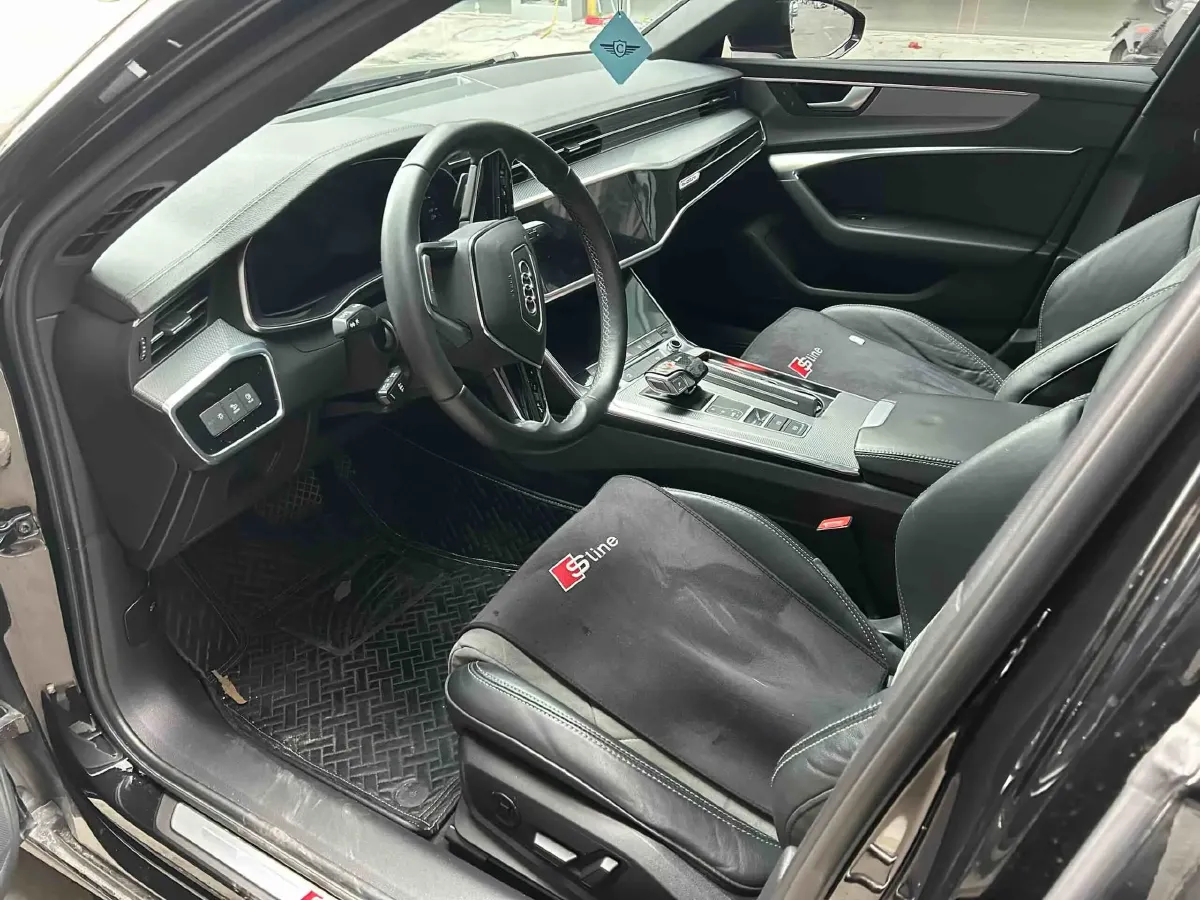 2021 Audi A6L 2.0T 190HP L4 7DCT,autocango,china used car exporter,china ev exporter,chinese used car exporter,chinese used ev exporter