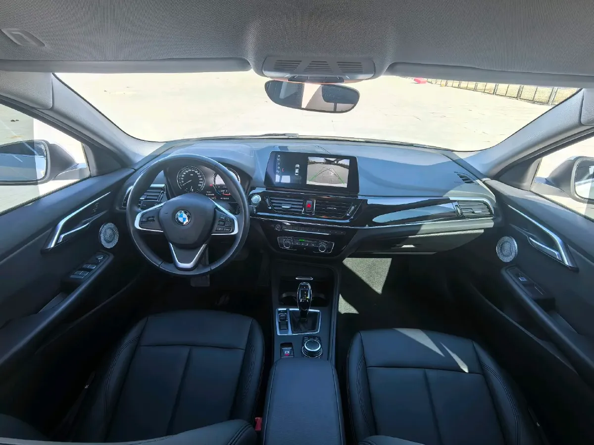 2022 BMW 1 Series 1.5T 140HP L3 7DCT,autocango,china used car exporter,china ev exporter,chinese used car exporter,chinese used ev exporter