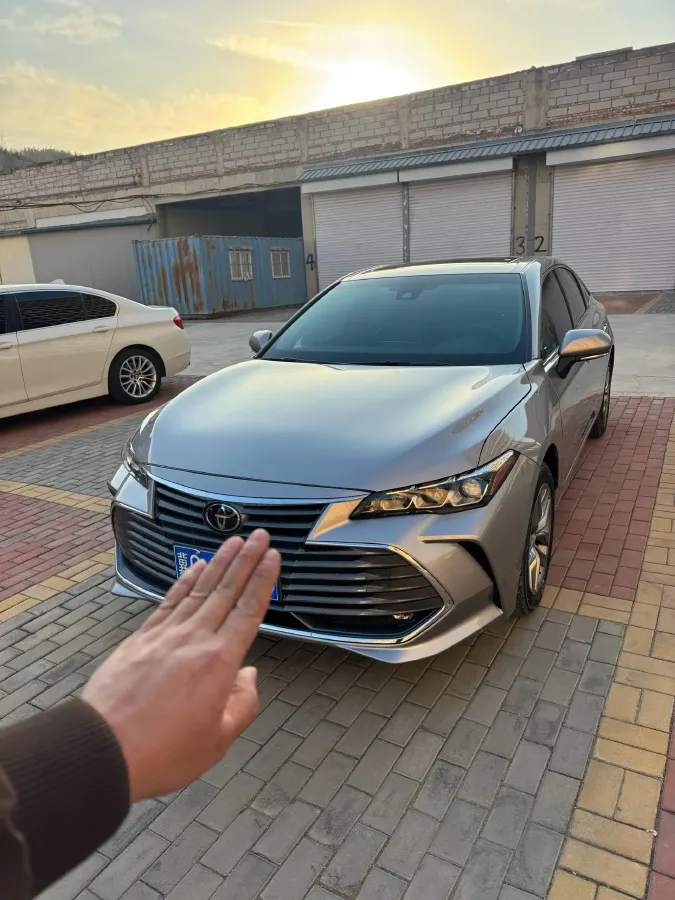 2021 Toyota Avalon 2.5L 209HP L4 8AT,autocango,china used car exporter,china ev exporter,chinese used car exporter,chinese used ev exporter