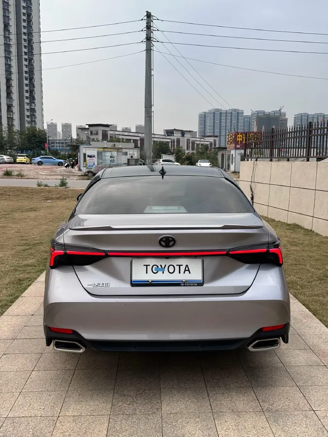 2023 Toyota Avalon 2.5L 207HP L4 8AT,autocango,china used car exporter,china ev exporter,chinese used car exporter,chinese used ev exporter