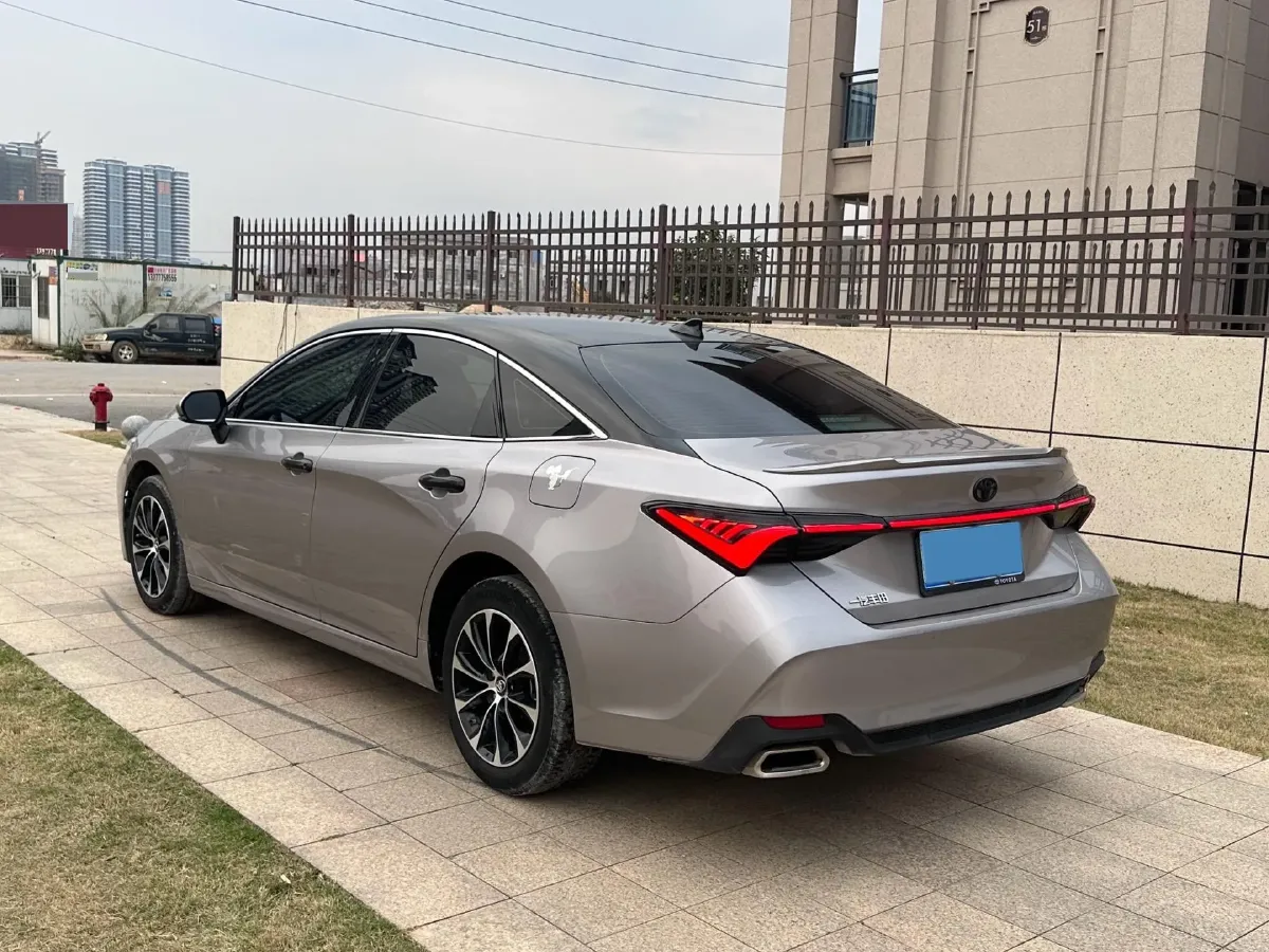 2023 Toyota Avalon 2.5L 207HP L4 8AT,autocango,china used car exporter,china ev exporter,chinese used car exporter,chinese used ev exporter