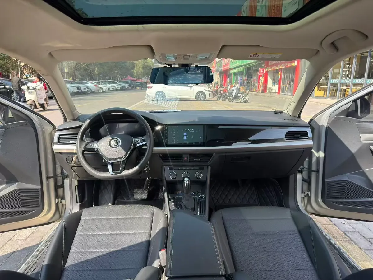 2021 Volkswagen Lavida 1.5L 113HP L4 6AT,autocango,china used car exporter,china ev exporter,chinese used car exporter,chinese used ev exporter