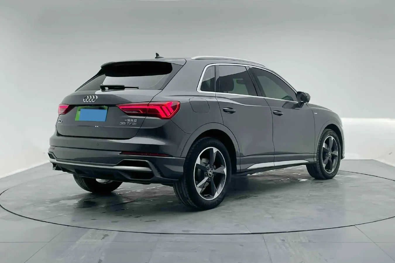 2022 Audi Q3 1.4T 150HP L4 7DCT,autocango,china used car exporter,china ev exporter,chinese used car exporter,chinese used ev exporter
