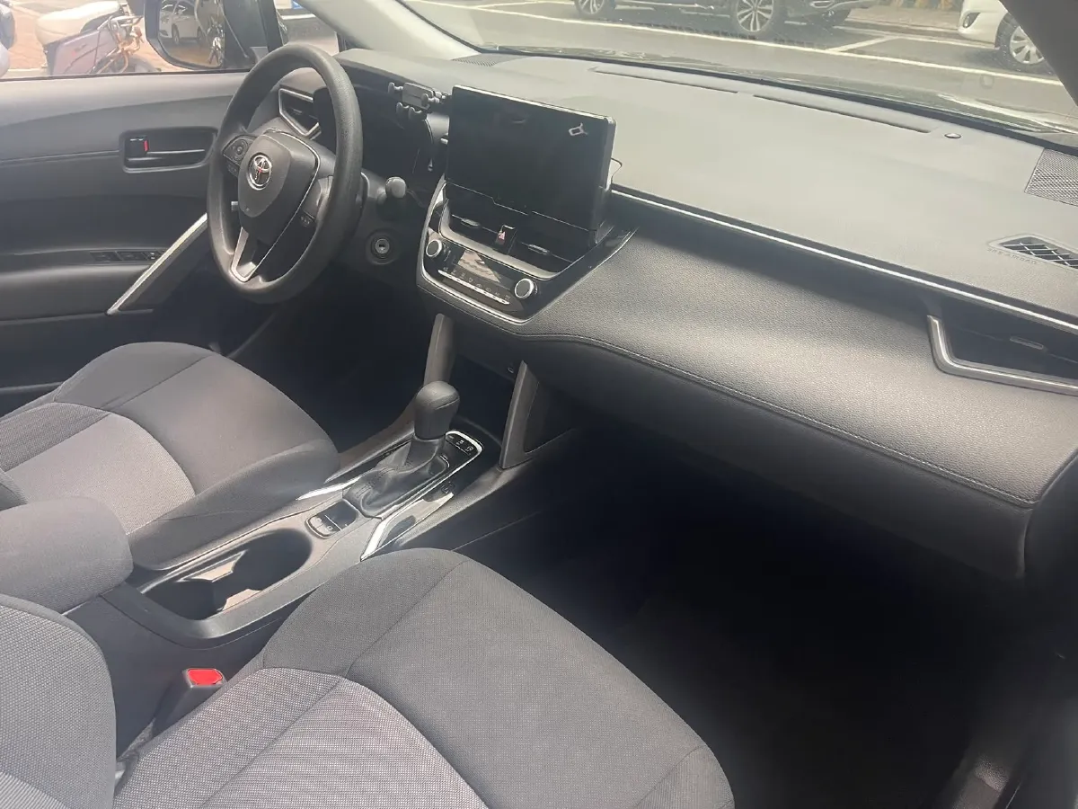 2023 Toyota Frontlander 2.0L 171HP L4 CVT,autocango,china used car exporter,china ev exporter,chinese used car exporter,chinese used ev exporter