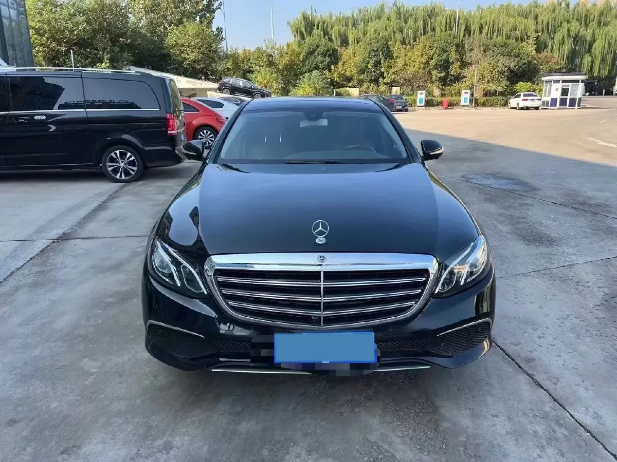 2020 Mercedes-Benz E Class 2.0T 258HP L4 9AT,autocango,china used car exporter,china ev exporter,chinese used car exporter,chinese used ev exporter