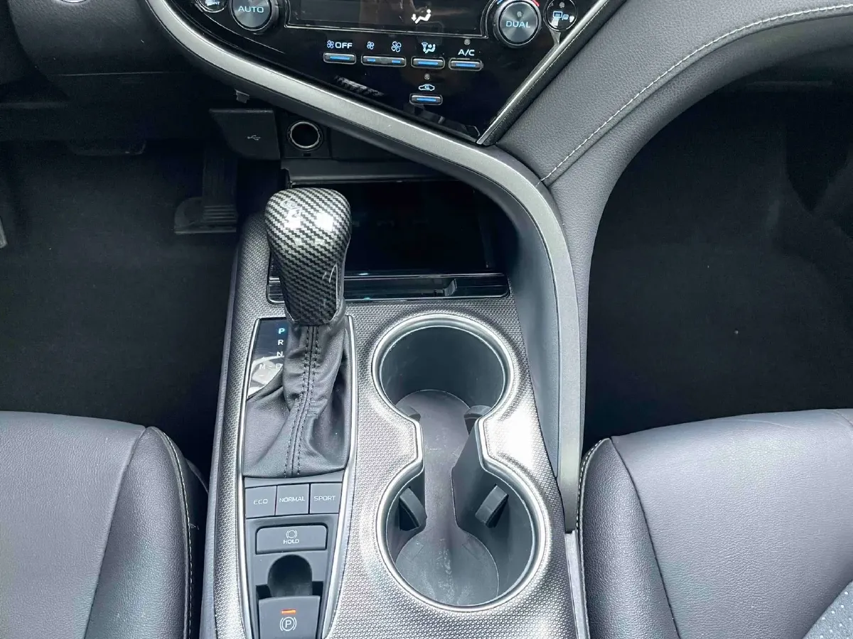 2021 Toyota Camry 2.0L 178HP L4 CVT,autocango,china used car exporter,china ev exporter,chinese used car exporter,chinese used ev exporter