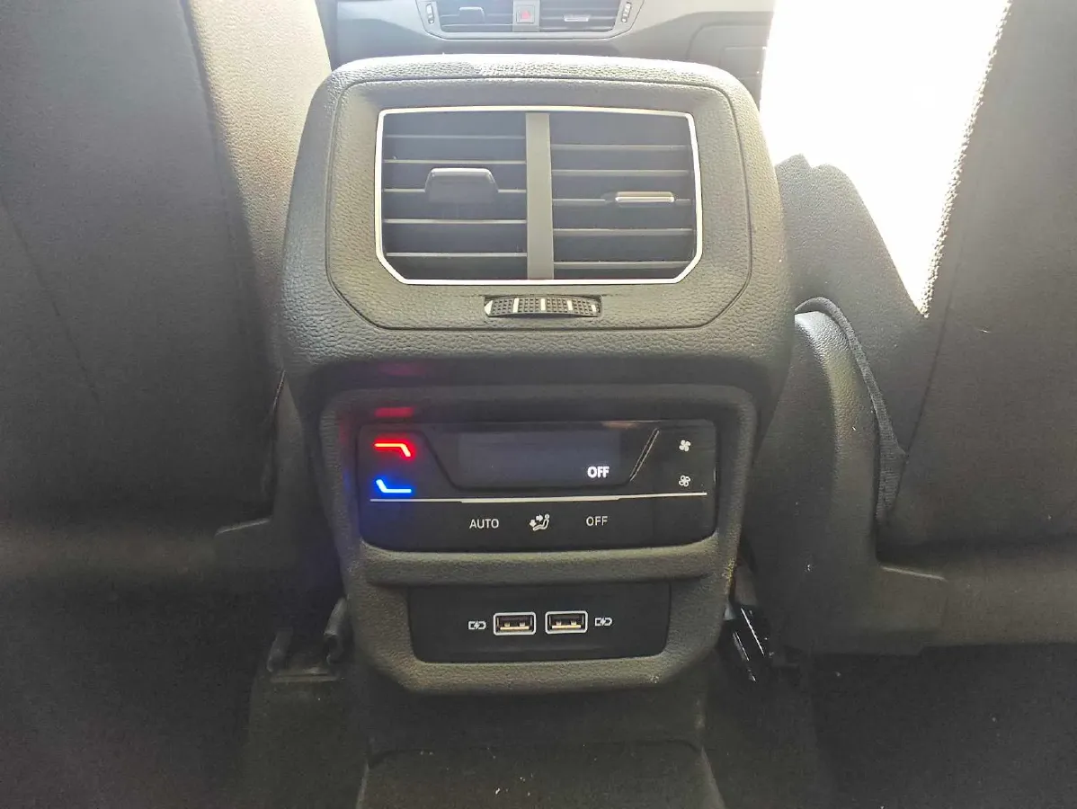 2022 Volkswagen Tayron 1.4T 150HP L4 7DCT,autocango,china used car exporter,china ev exporter,chinese used car exporter,chinese used ev exporter