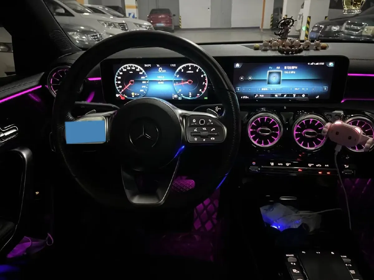 2020 Mercedes-Benz A Class 1.3T 163HP L4 7DCT,autocango,china used car exporter,china ev exporter,chinese used car exporter,chinese used ev exporter