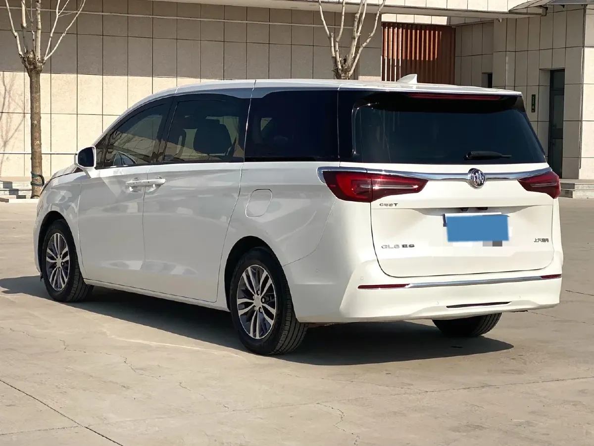 2021 Buick GL8 2.0T 237HP L4 9AT,autocango,china used car exporter,china ev exporter,chinese used car exporter,chinese used ev exporter