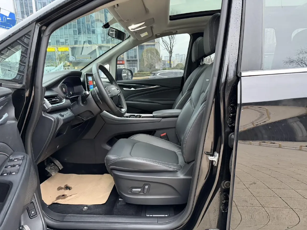 2023 MAXUS G50 1.5T 181HP L4 7DCT,autocango,china used car exporter,china ev exporter,chinese used car exporter,chinese used ev exporter