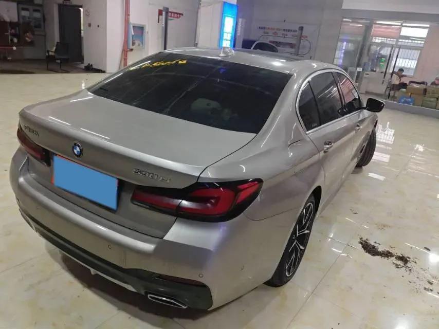 2021 BMW 5 Series 2.0T 252HP L4 8AT,autocango,china used car exporter,china ev exporter,chinese used car exporter,chinese used ev exporter