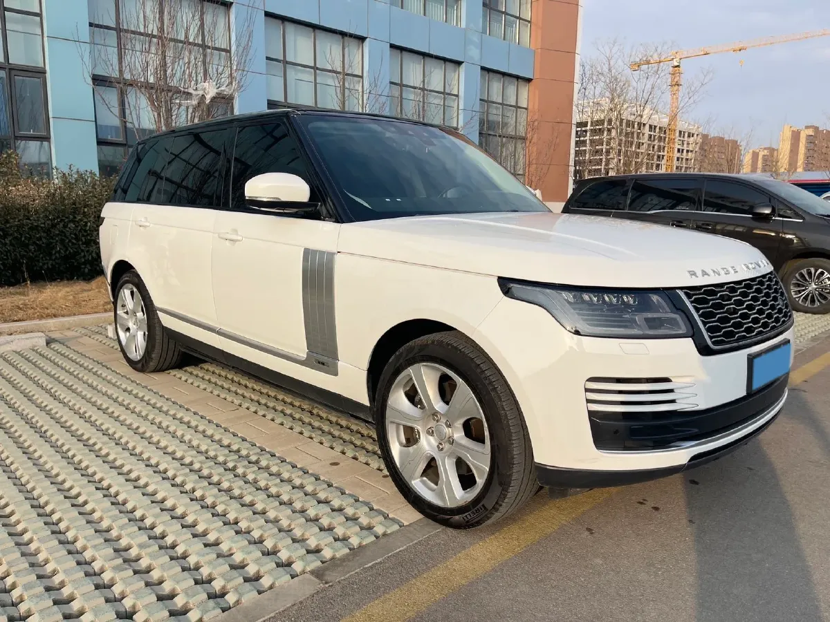 2020 Land Rover Range Rover 3.0T 400HP L6 8AT,autocango,china used car exporter,china ev exporter,chinese used car exporter,chinese used ev exporter