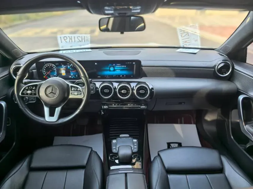 2022 Mercedes-Benz A Class 1.3T 136HP L4 7DCT,autocango,china used car exporter,china ev exporter,chinese used car exporter,chinese used ev exporter