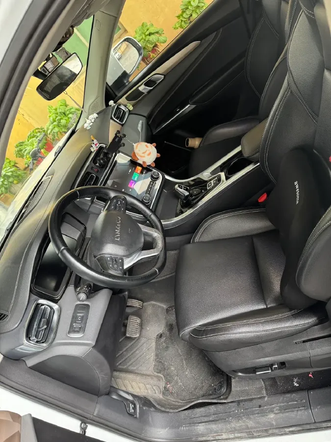 2020 LYNK&CO 01 2.0T 190HP L4 6AT,autocango,china used car exporter,china ev exporter,chinese used car exporter,chinese used ev exporter