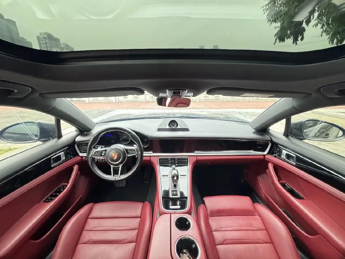 2019 Porsche Panamera 2.9T 330HP V6 8DCT,autocango,china used car exporter,china ev exporter,chinese used car exporter,chinese used ev exporter