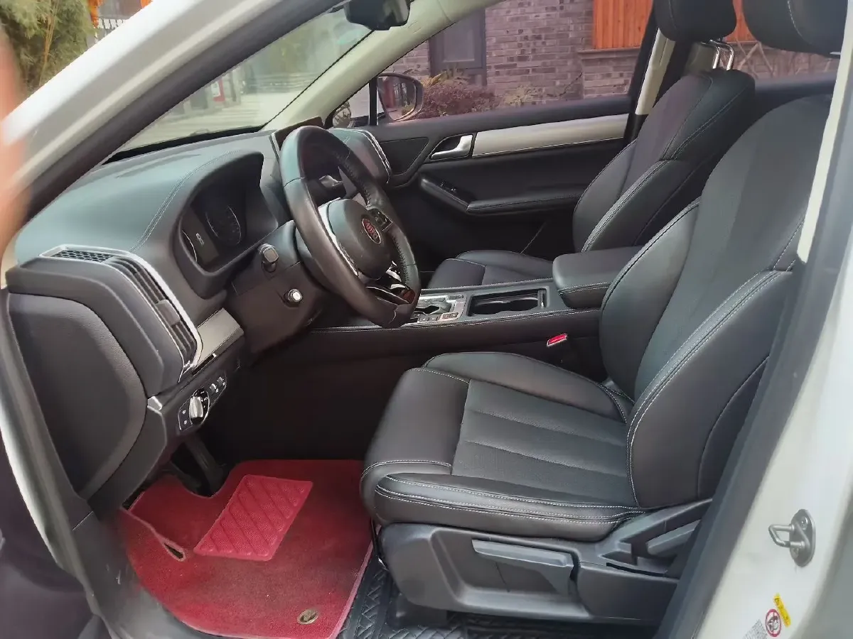 2018 ChangAn Raeton CC 1.5T 156HP L4 6AT,autocango,china used car exporter,china ev exporter,chinese used car exporter,chinese used ev exporter