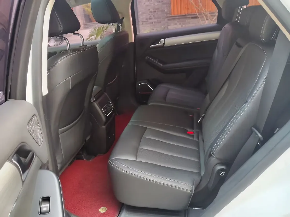 2018 ChangAn Raeton CC 1.5T 156HP L4 6AT,autocango,china used car exporter,china ev exporter,chinese used car exporter,chinese used ev exporter