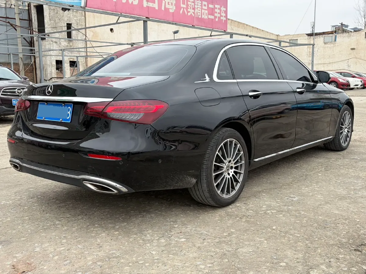 2022 Mercedes-Benz E Class 2.0T 197HP L4 9AT,autocango,china used car exporter,china ev exporter,chinese used car exporter,chinese used ev exporter