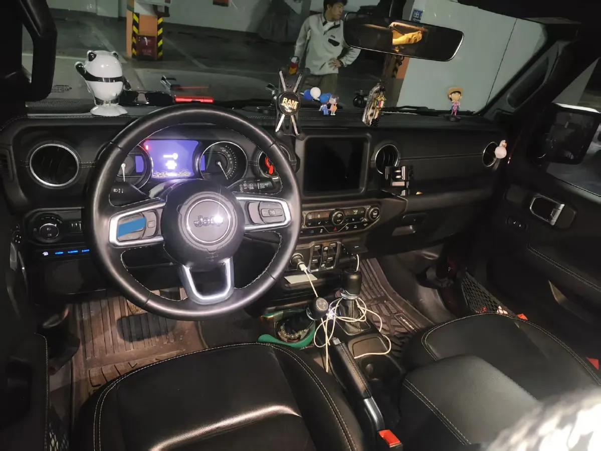 2021 Jeep Wrangler 2.0T 266HP L4 8AT PHEV 17KWH,autocango,china used car exporter,china ev exporter,chinese used car exporter,chinese used ev exporter