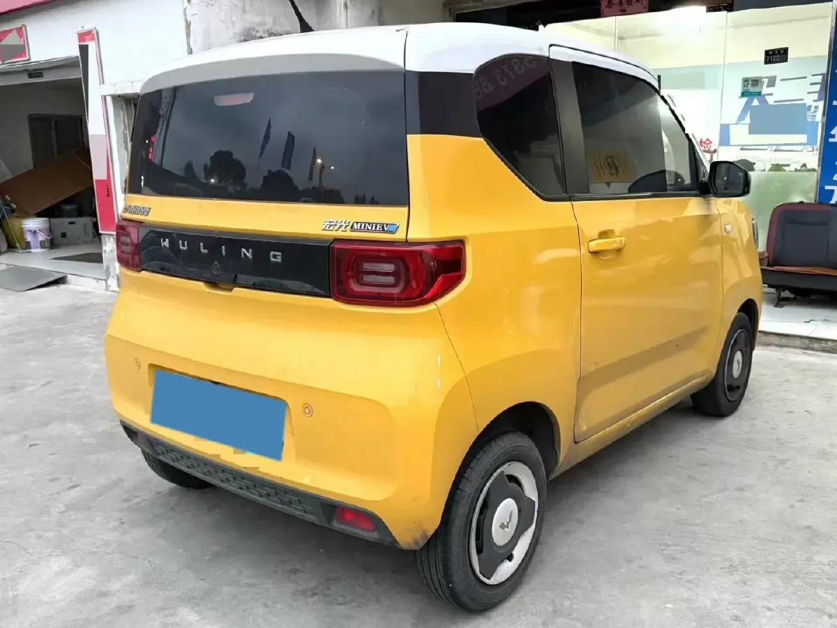 2022 WuLing HongGuang MINI EV BEV 9KWH,autocango,china used car exporter,china ev exporter,chinese used car exporter,chinese used ev exporter