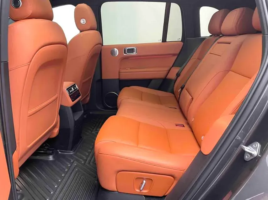 2025 Li L6 Range Extended 154HP L4 REEV,autocango,china used car exporter,china ev exporter,chinese used car exporter,chinese used ev exporter