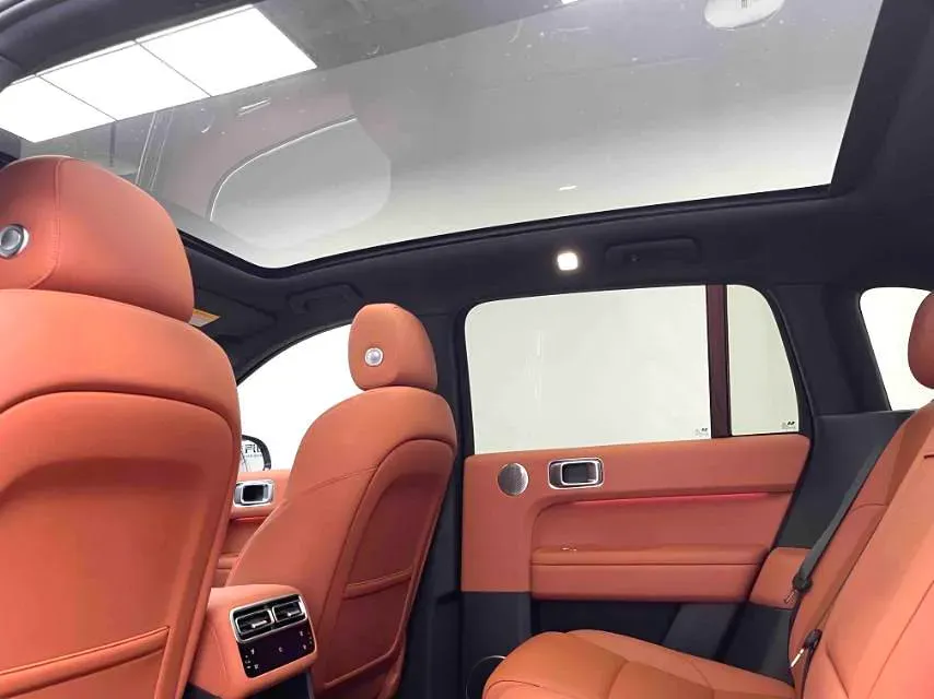 2025 Li L6 Range Extended 154HP L4 REEV,autocango,china used car exporter,china ev exporter,chinese used car exporter,chinese used ev exporter