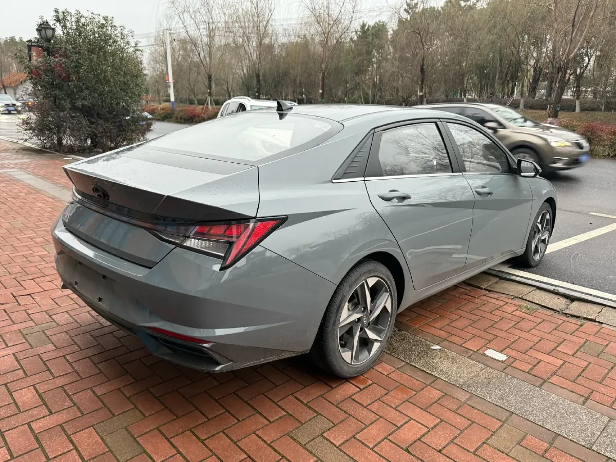 2021 Hyundai Elantra 1.5L 115HP L4 CVT,autocango,china used car exporter,china ev exporter,chinese used car exporter,chinese used ev exporter