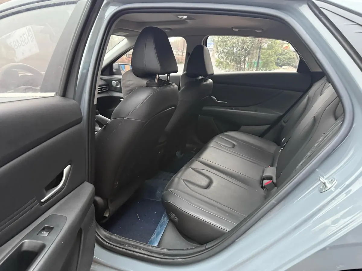 2021 Hyundai Elantra 1.5L 115HP L4 CVT,autocango,china used car exporter,china ev exporter,chinese used car exporter,chinese used ev exporter