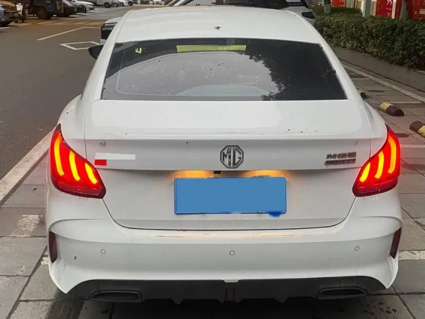 2021 MG 5 1.5L 120HP L4 CVT,autocango,china used car exporter,china ev exporter,chinese used car exporter,chinese used ev exporter