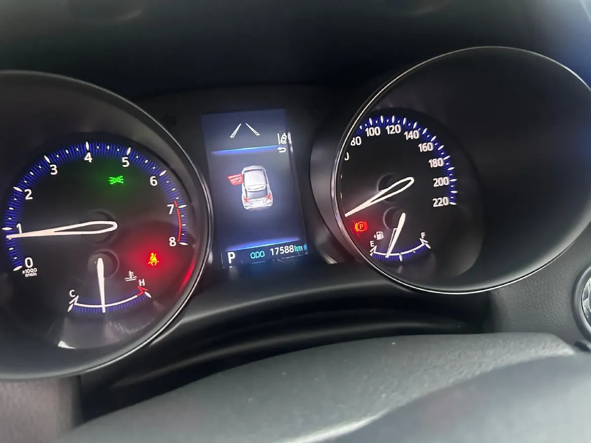 2022 Toyota C-HR 2.0L 171HP L4 CVT,autocango,china used car exporter,china ev exporter,chinese used car exporter,chinese used ev exporter