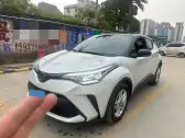 2022 TOYOTA C-HR,autocango,china used car exporter,china ev exporter,chinese used car exporter,chinese used ev exporter