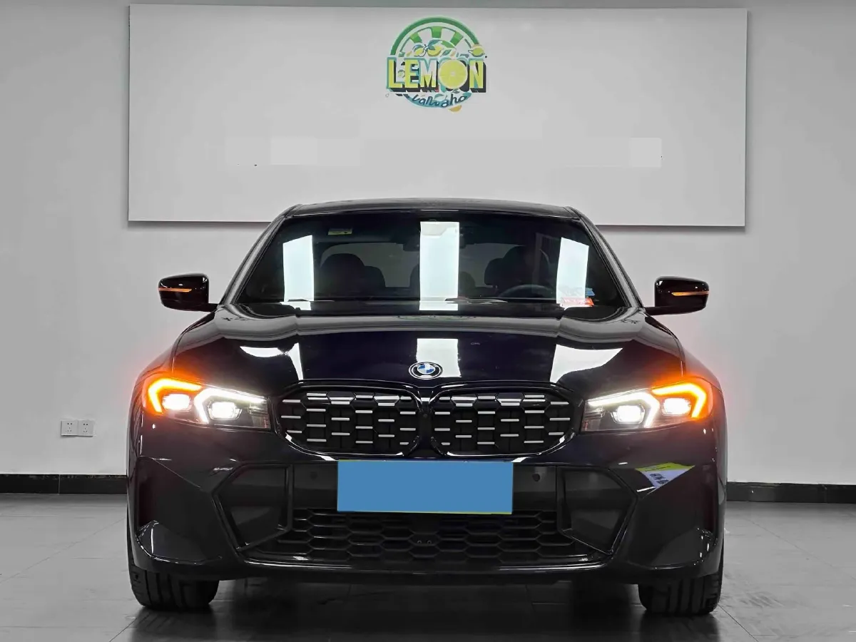 2023 BMW 3 Series 2.0T 184HP L4 8AT,autocango,china used car exporter,china ev exporter,chinese used car exporter,chinese used ev exporter