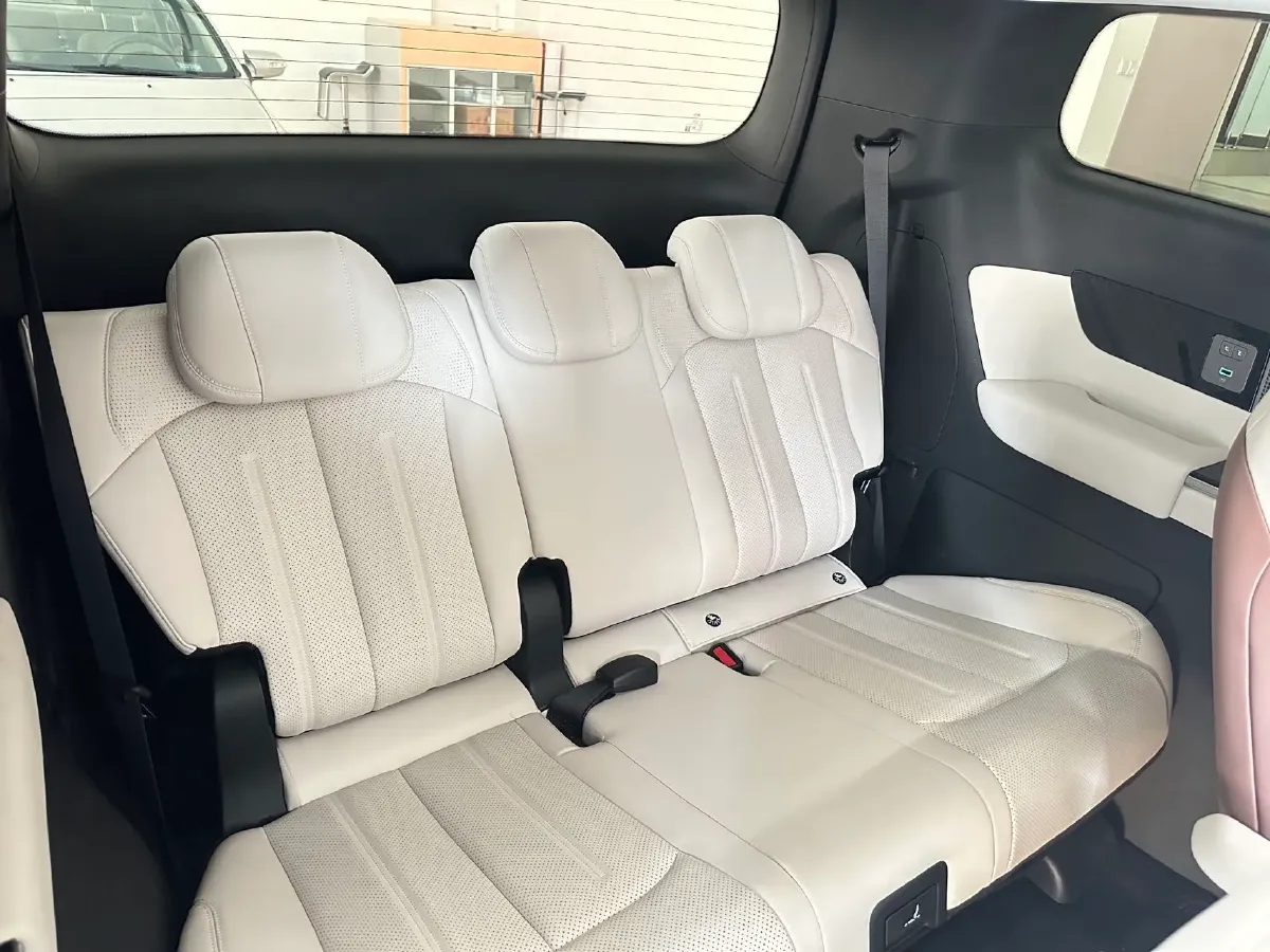 2025 BYD Xia 1.5T 156HP L4 E-CVT PHEV 36.6KWH,autocango,china used car exporter,china ev exporter,chinese used car exporter,chinese used ev exporter