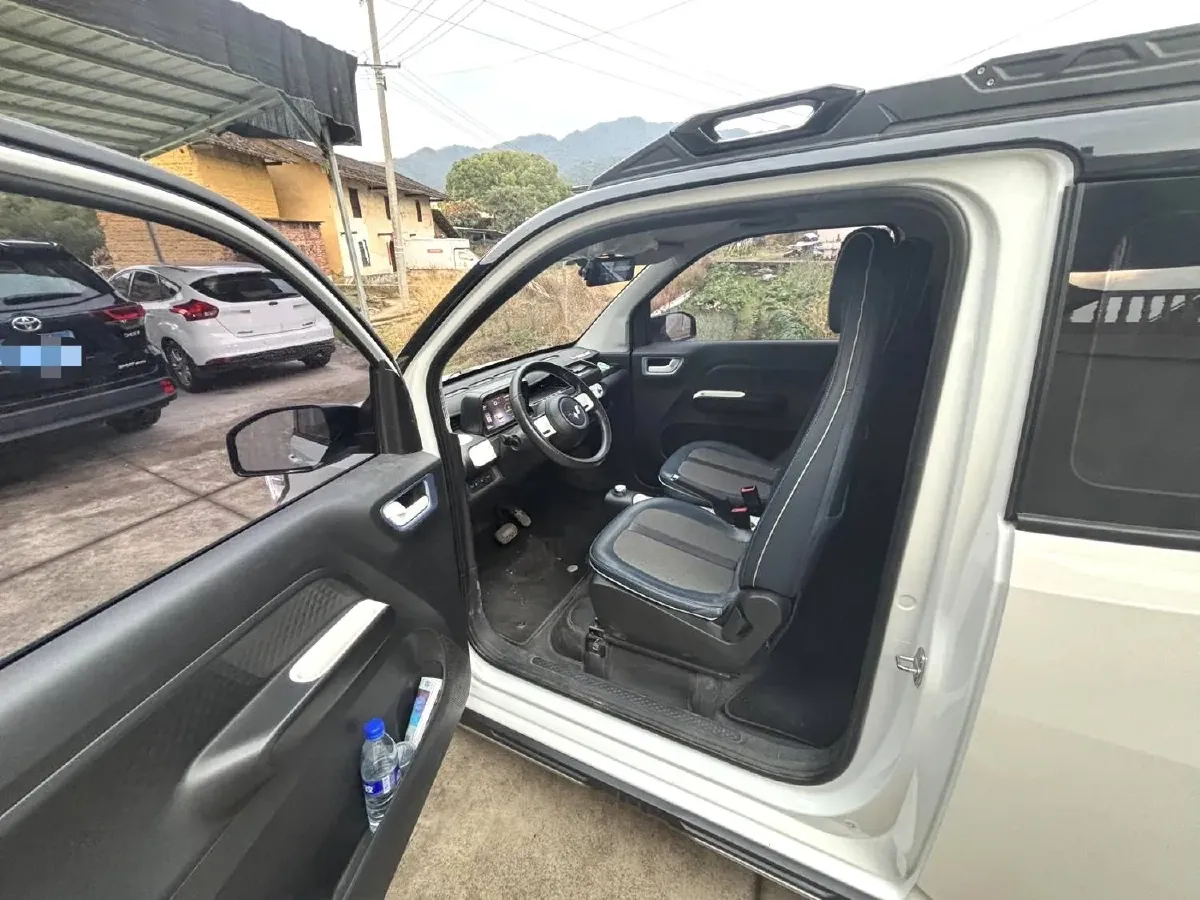 2022 WuLing HongGuang MINI EV BEV 17.3KWH,autocango,china used car exporter,china ev exporter,chinese used car exporter,chinese used ev exporter