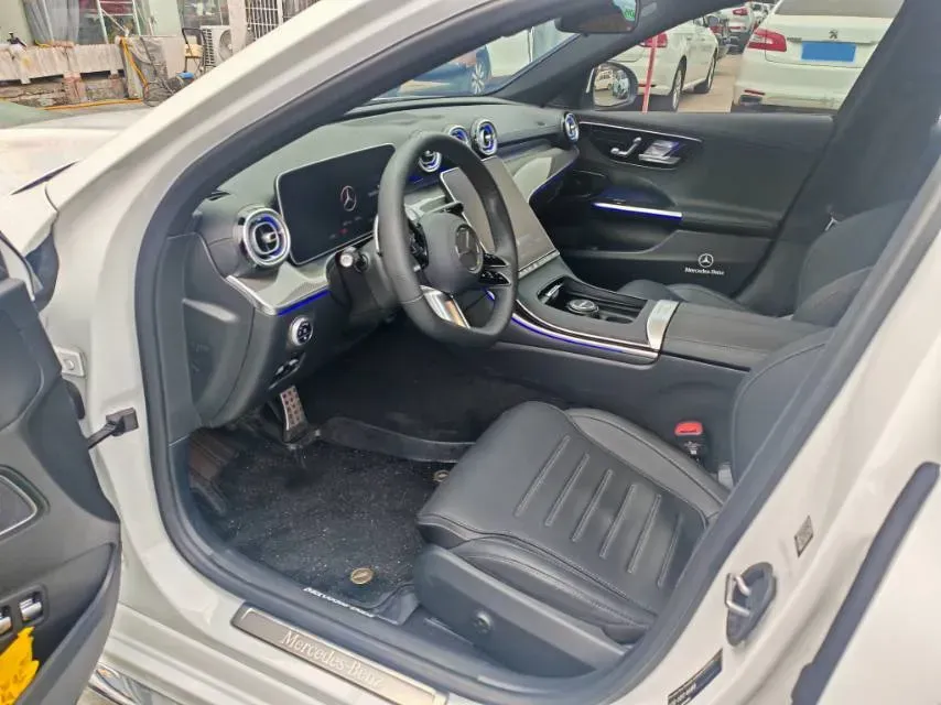 2025 Mercedes-Benz C Class 2.0T 204HP L4 9AT PHEV 25.4KWH,autocango,china used car exporter,china ev exporter,chinese used car exporter,chinese used ev exporter