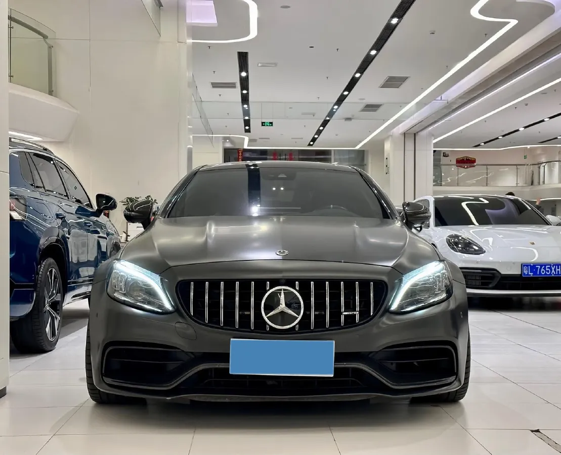 2021 Mercedes-Benz C AMG 4.0T 476HP V8 9AT,autocango,china used car exporter,china ev exporter,chinese used car exporter,chinese used ev exporter