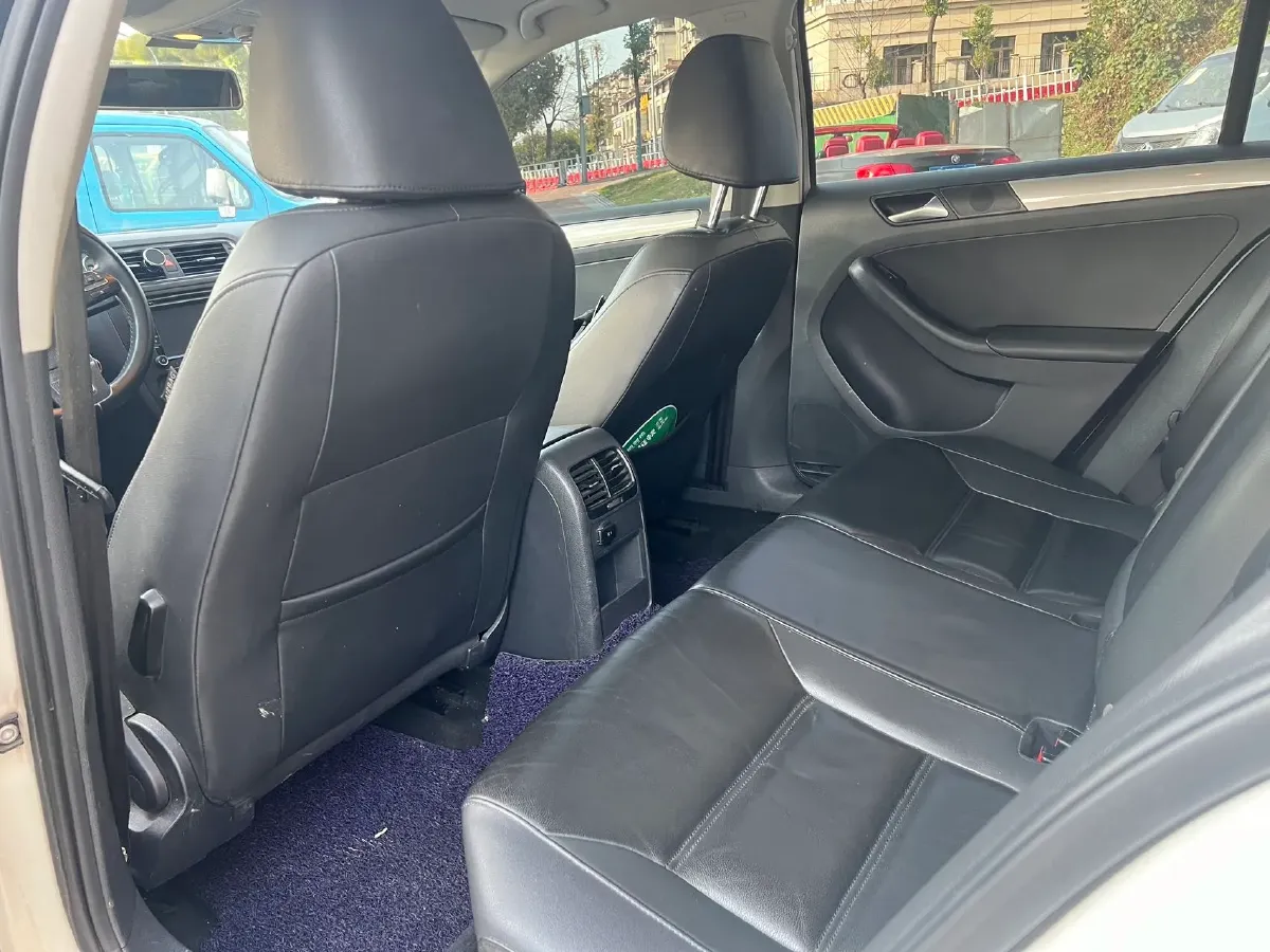 2022 Nissan Qashqai 2.0L 151HP L4 CVT,autocango,china used car exporter,china ev exporter,chinese used car exporter,chinese used ev exporter