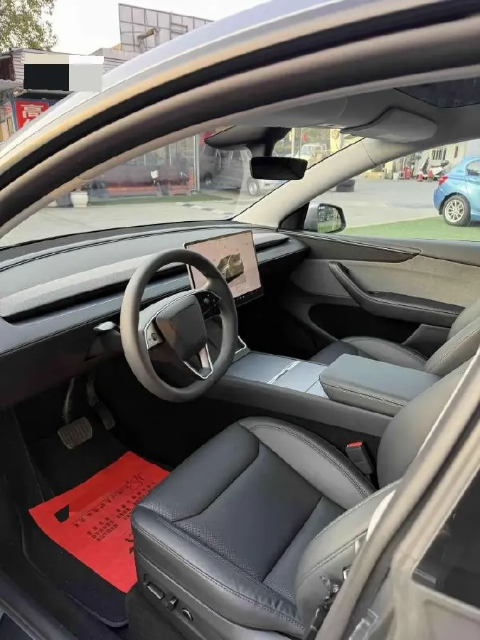 2025 Tesla Model Y BEV 62.5KWH,autocango,china used car exporter,china ev exporter,chinese used car exporter,chinese used ev exporter