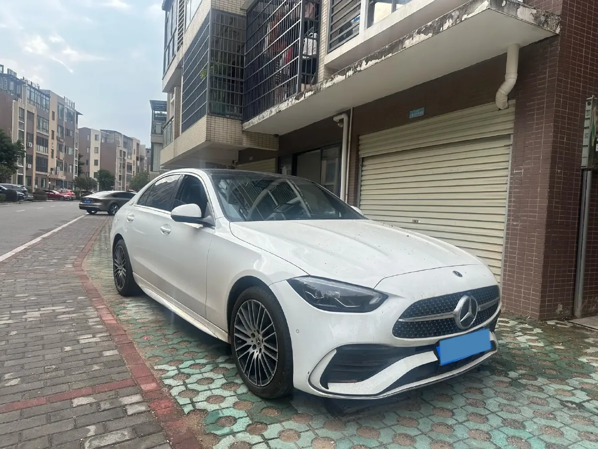2024 Mercedes-Benz C Class 1.5T 204HP L4 9AT,autocango,china used car exporter,china ev exporter,chinese used car exporter,chinese used ev exporter