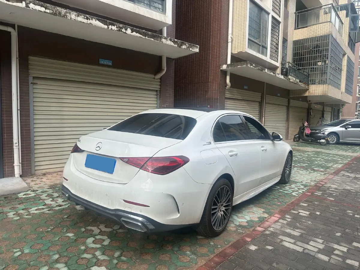 2024 Mercedes-Benz C Class 1.5T 204HP L4 9AT,autocango,china used car exporter,china ev exporter,chinese used car exporter,chinese used ev exporter