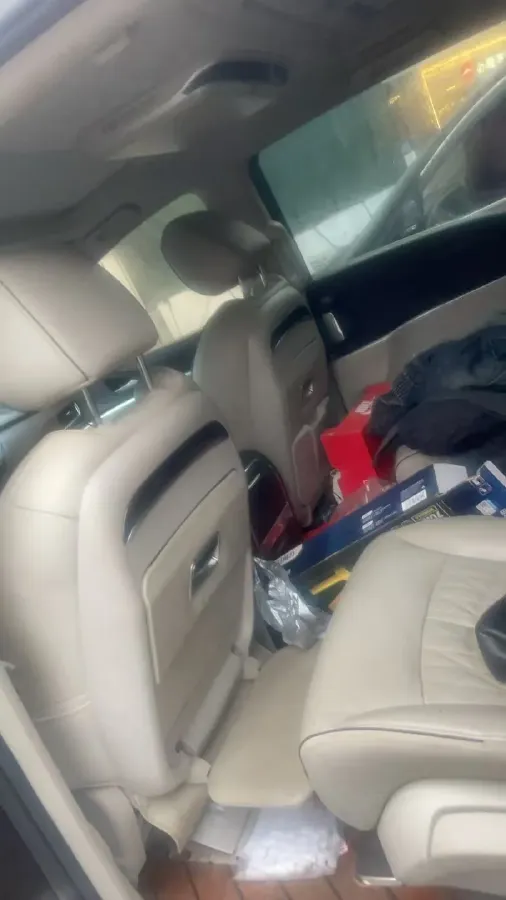 2021 Buick GL8 2.0T 237HP L4 9AT,autocango,china used car exporter,china ev exporter,chinese used car exporter,chinese used ev exporter