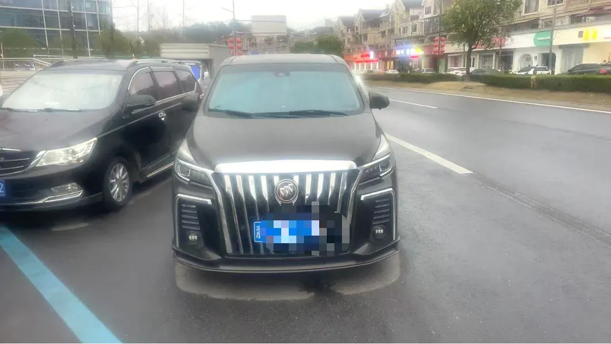 2021 Buick GL8 2.0T 237HP L4 9AT,autocango,china used car exporter,china ev exporter,chinese used car exporter,chinese used ev exporter