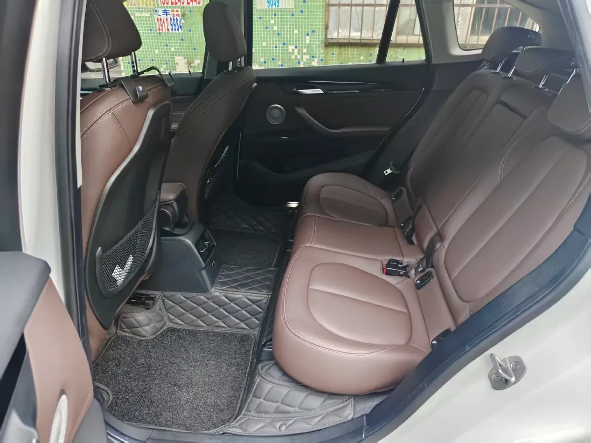 2022 BMW X1 2.0T 192HP L4 7DCT,autocango,china used car exporter,china ev exporter,chinese used car exporter,chinese used ev exporter