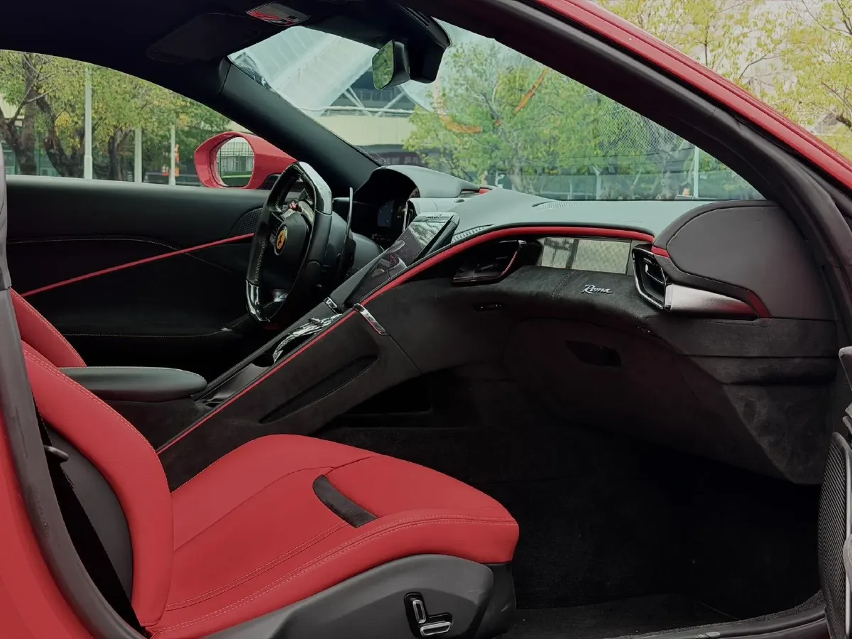 2020 Ferrari Roma 3.9T 620HP V8 8DCT,autocango,china used car exporter,china ev exporter,chinese used car exporter,chinese used ev exporter