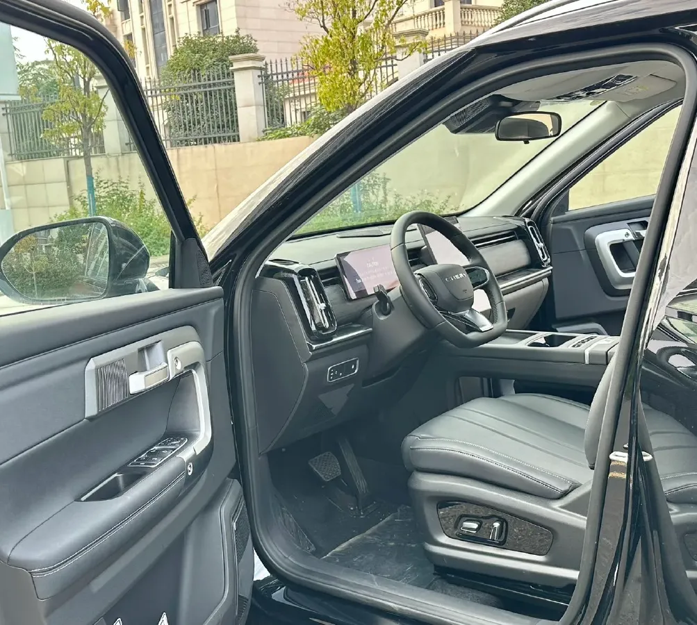 2025 Chery Tiggo7 C-DM 1.5T 156HP L4 DHT PHEV,autocango,china used car exporter,china ev exporter,chinese used car exporter,chinese used ev exporter