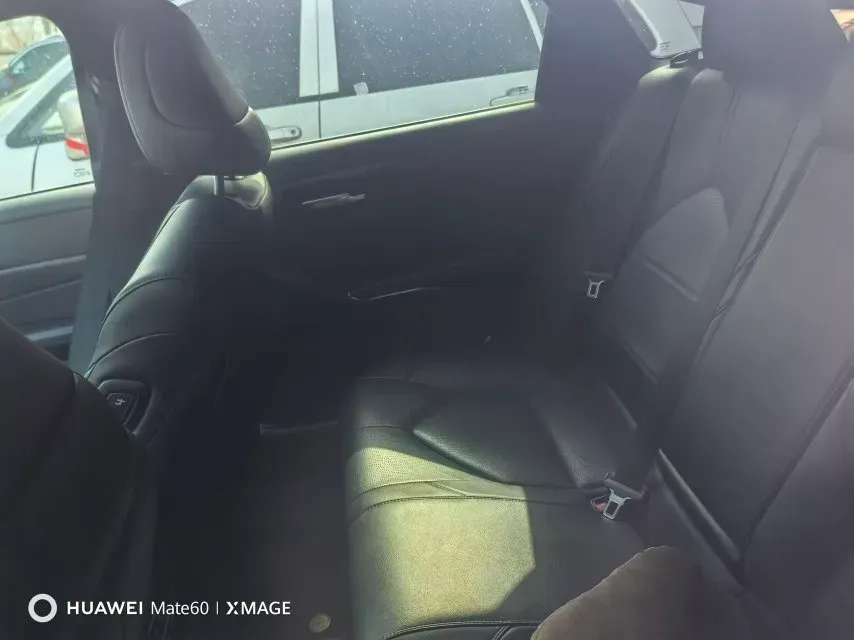 2019 Toyota Avalon 2.5L 178HP L4 E-CVT Hybrid,autocango,china used car exporter,china ev exporter,chinese used car exporter,chinese used ev exporter