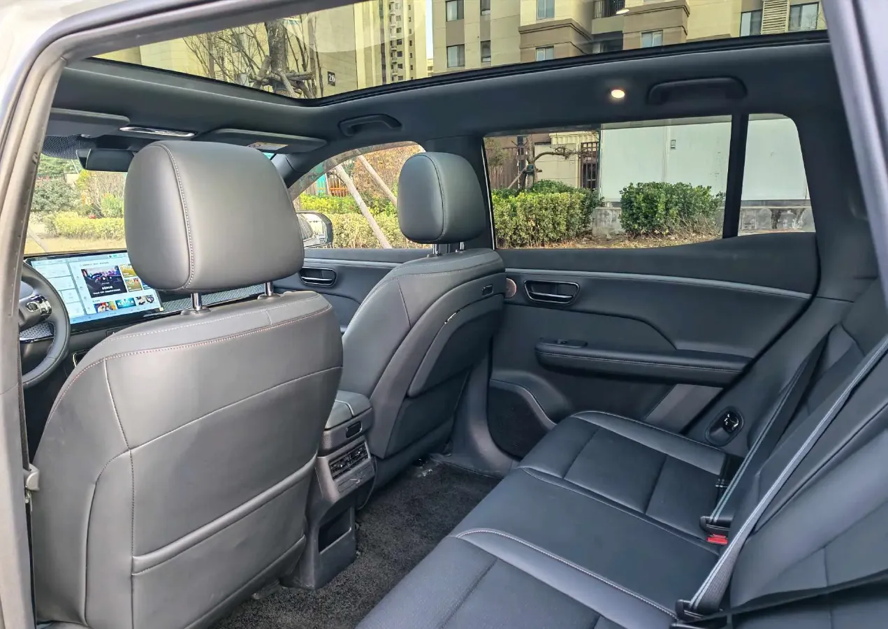 2025 Toyota BZ3X BEV 67.92KWH,autocango,china used car exporter,china ev exporter,chinese used car exporter,chinese used ev exporter